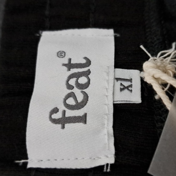 Feat Women's Hazy Black BlanketBlend Jogger - Picture 10 of 11